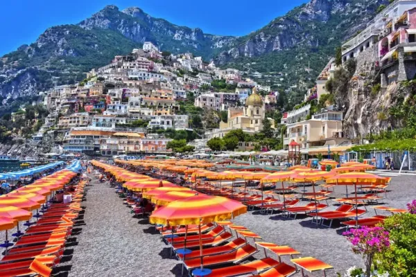 Najlepše plaže u Italiji: opušten i siguran odmor 11 Amalfi obala - Positano