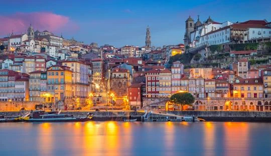 Jeftiniji evropski gradovi za putovanja 2025: Vodič za pristupačne avanture 8 Porto, Portugalija