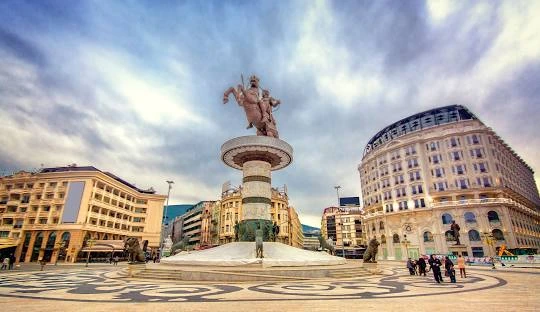 Jeftiniji evropski gradovi za putovanja 2025: Vodič za pristupačne avanture 5 Skoplje, Severna Makedonija